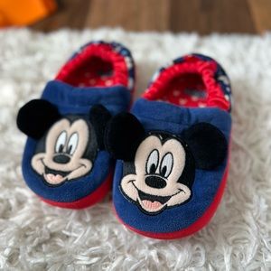 Mickey Mouse Slippers Kids XL 11/12